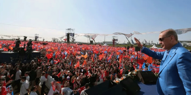 Büyük İstanbul Mitingi dünya manşetlerinde