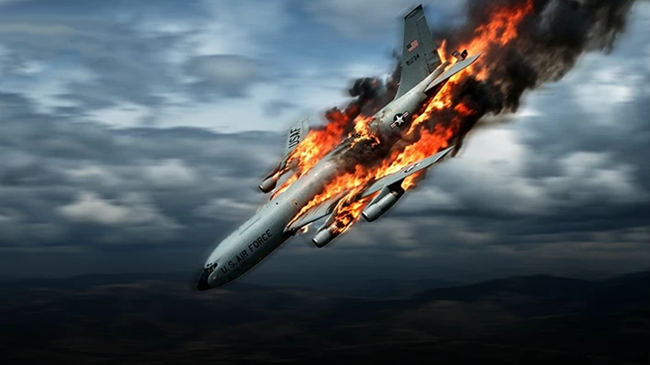 Büyük kayıp veriyor: ABD'ye ait askeri uçak komşu ülkeye düştü!