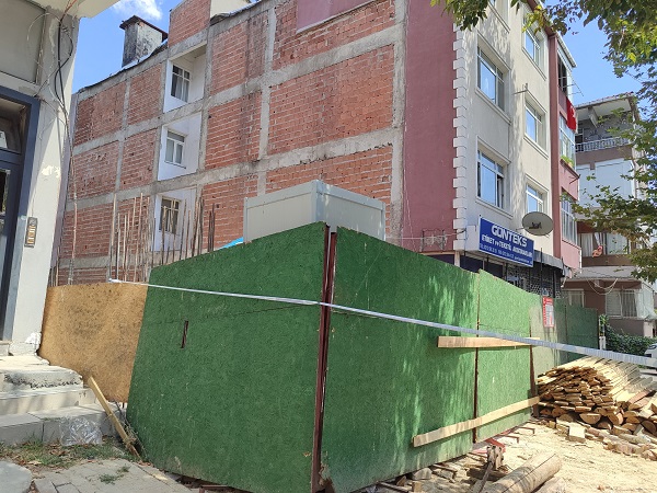 Büyük panik yaşandı! Güngören'de bina boşaltıldı