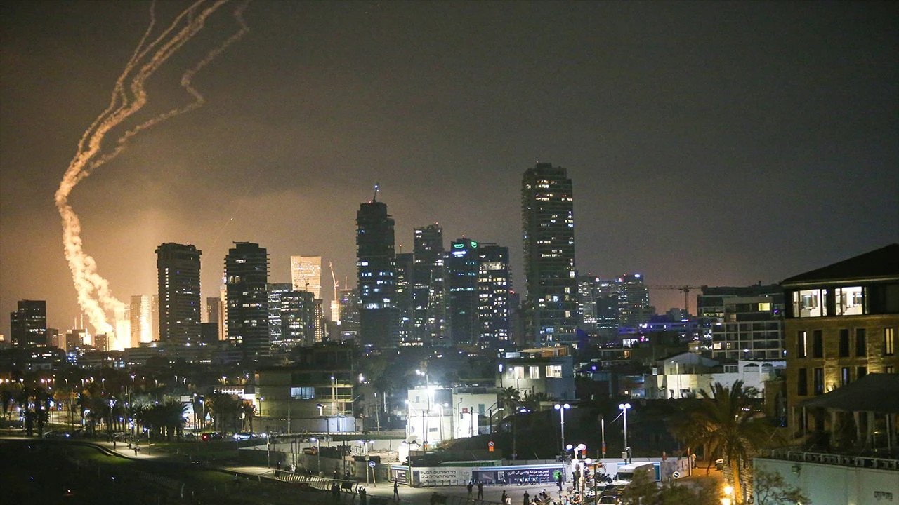 Büyük saldırı yolda: Tel Aviv’i derhal boşaltın!