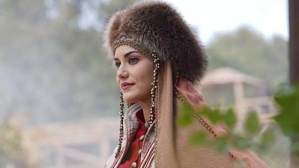 Büyük Selçuklu Akça Hatun gerçekte hainlik yaptı mı? Alparslan Büyük Selçuklu Akça hain mi?