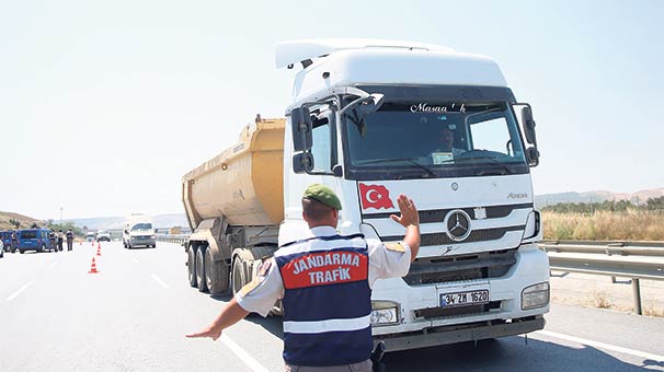 Büyük skandalın ardından şoke eden gerçekler ortaya çıktı! Aylık gelirleri dudak uçuklattı