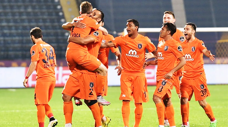 Büyük sürpriz! Başakşehir'den TFF 1. Lig'e gitti!