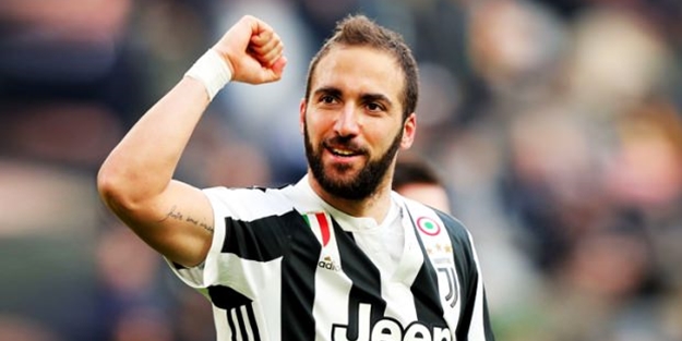 Büyük sürpriz! Higuain imzayı atıyor