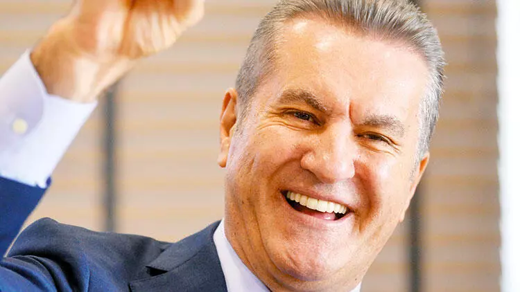 Büyük sürpriz! Mustafa Sarıgül, o partiden milletvekili adayı gösterildi
