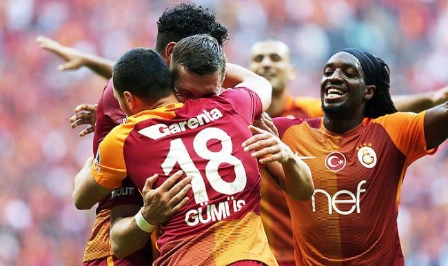 Büyük sürpriz! Premier Lig ekibi talip oldu