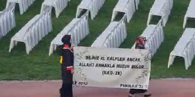 Büyük takdir topladı! ODTÜ’lü öğrencilerden muhteşem pankart