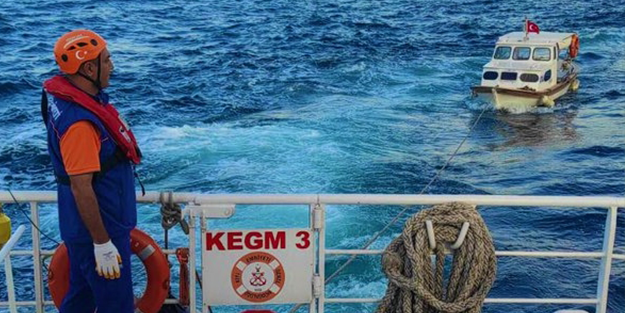 Büyükada'da sürüklenen tekne kurtarıldı