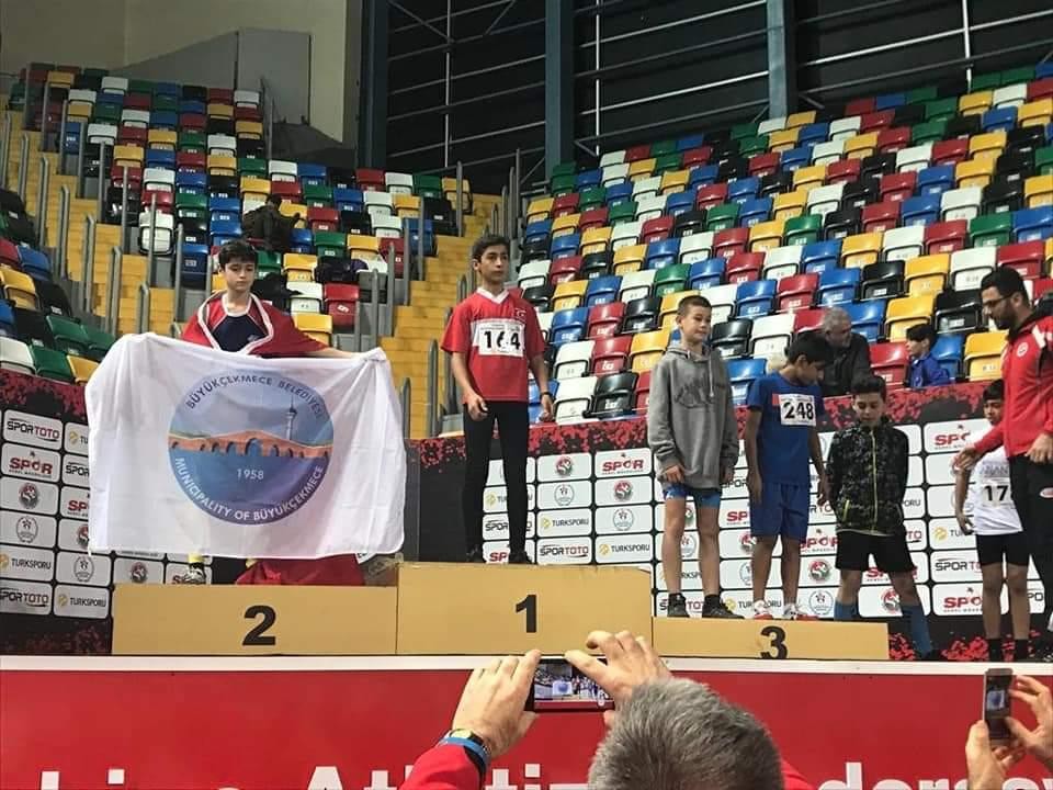 Büyükçekmece Belediyesi, spor alanında bir başarıya daha imza attı 