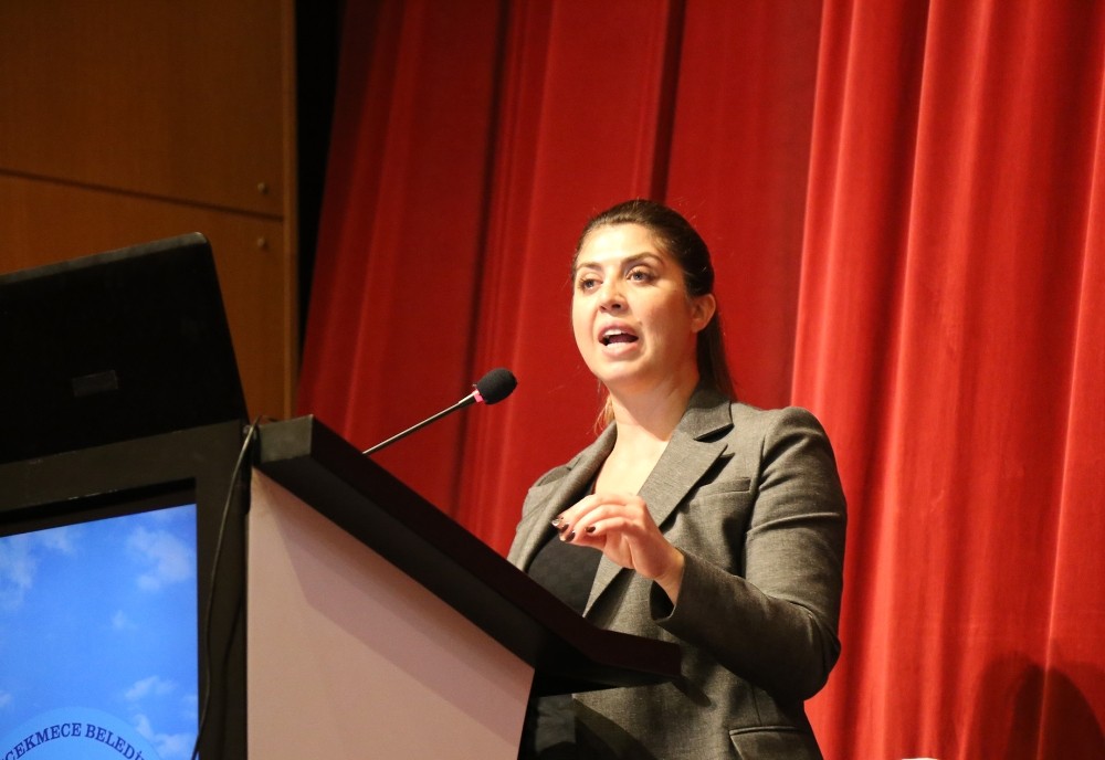 Büyükçekmece Belediyesi’nden STK’lara seminer 