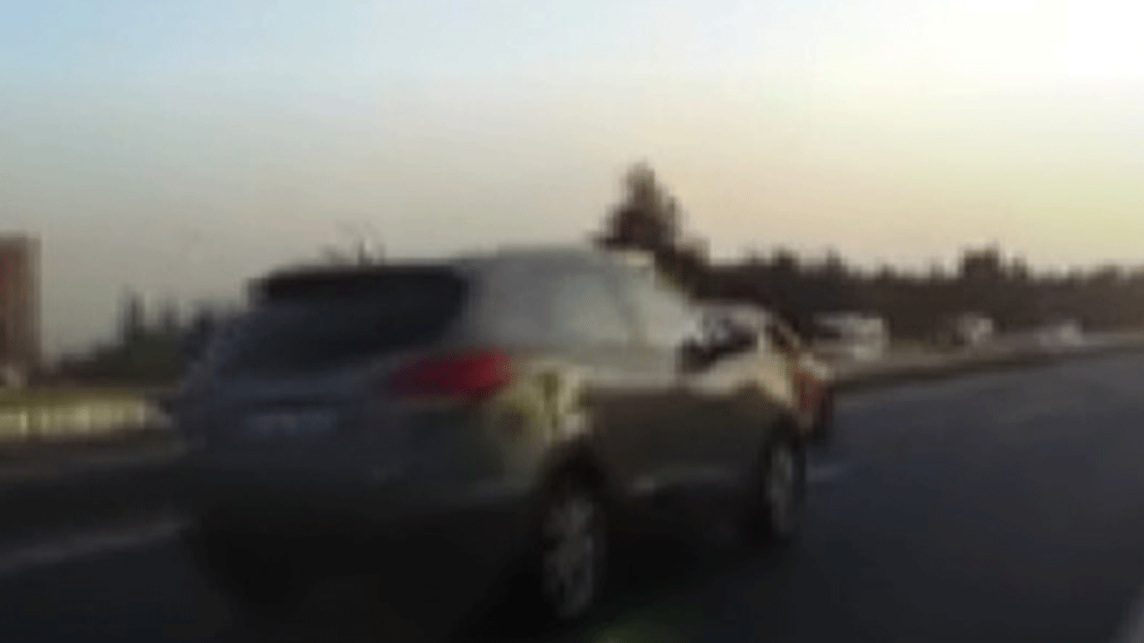 Büyükçekmece'de araca çarptı tarladan kaçmaya çalıştı!