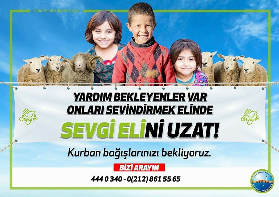 Büyükçekmeceliler kurban bağışında bulunuyor 