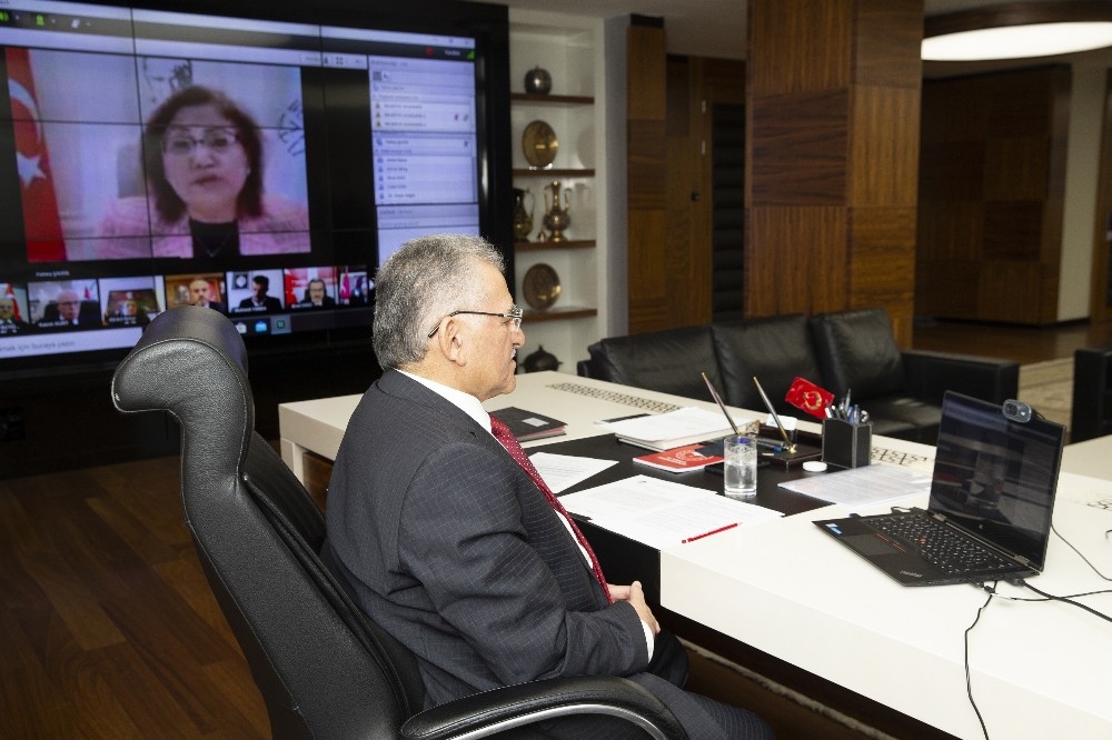Büyükkılıç, TBB Encümeni’ne telekonferansla katıldı 