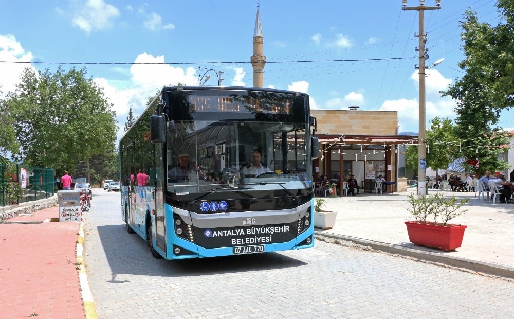 Büyükşehir 19 bin kişiyi yaylaya taşıdı 