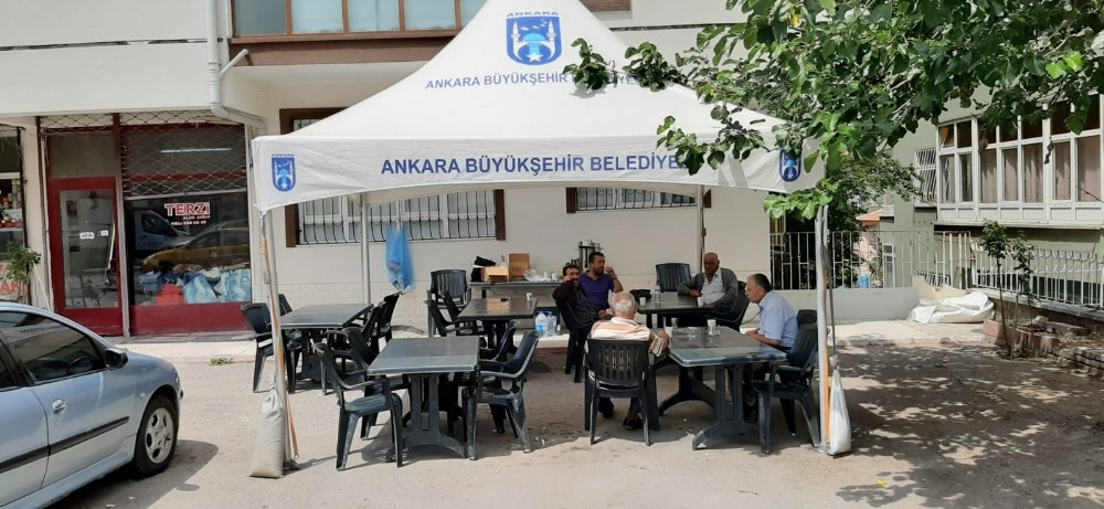 Büyükşehir acılı ailelerin yanında 