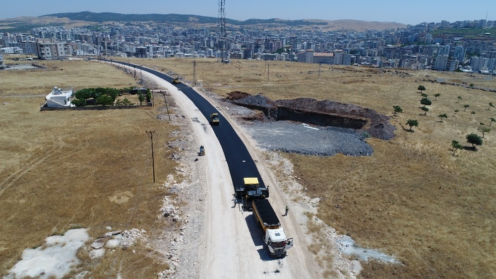 Büyükşehir asfalt sezonunda çalışmalarını yoğunlaştırdı 