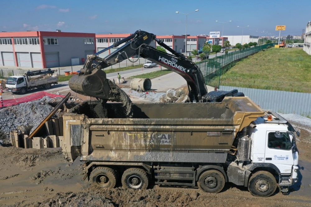 Büyükşehir ASTİS’te çalışmalarını sürdürüyor 