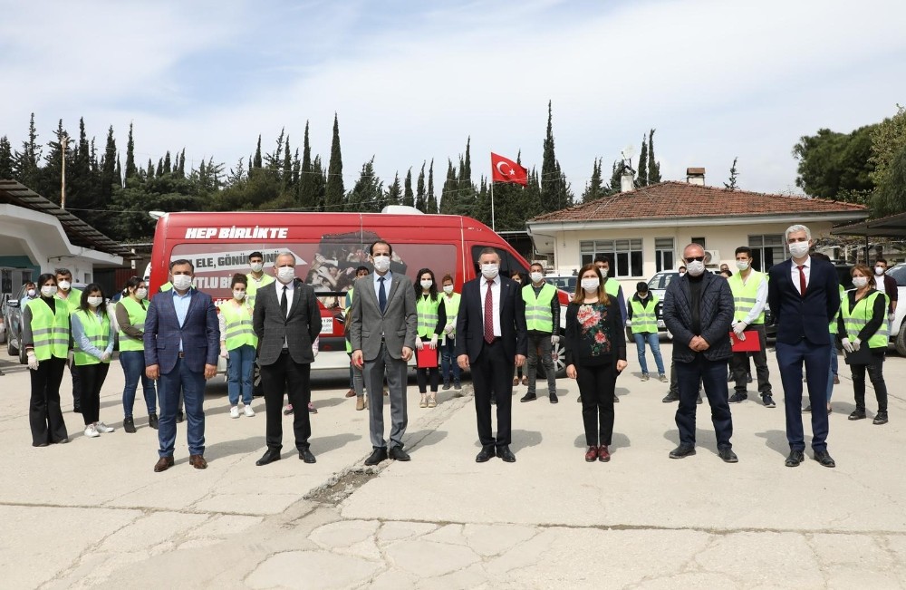 Büyükşehir Belediyesi Hatay Halk Kart dağıtımına başladı 