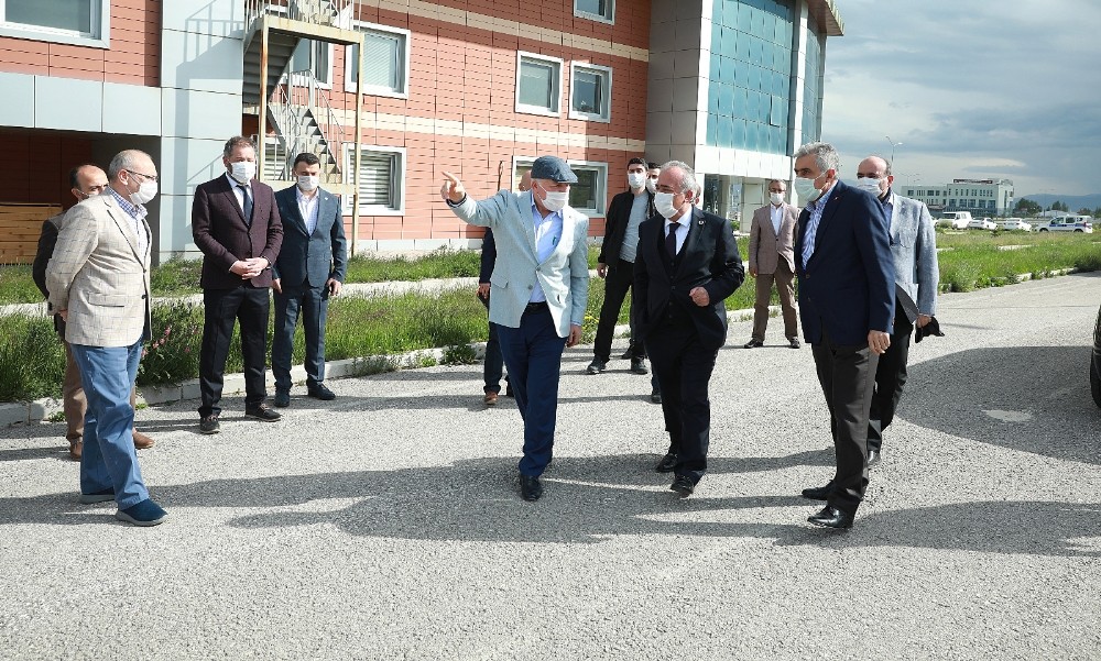 Büyükşehir Belediyesi ile ortak projeler devam ediyor 