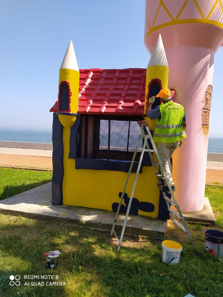 Büyükşehir Belediyesi, parkları çocuklar için hazırlıyor 
