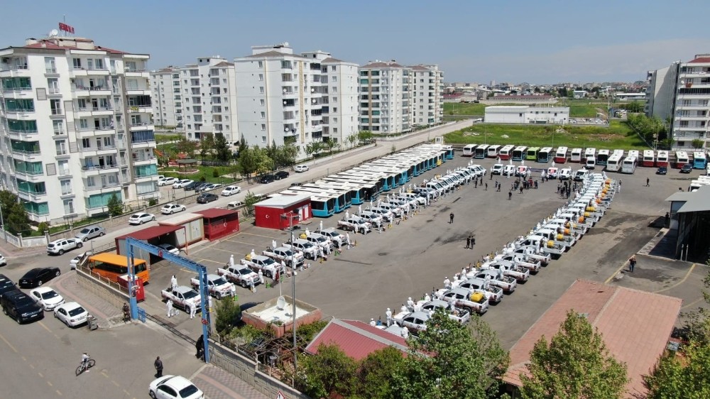 Büyükşehir Belediyesinden haşere ile mücadeleye dev destek 