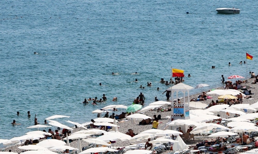 Büyükşehir Belediyesi’nden Konyaaltı sahili açıklaması 