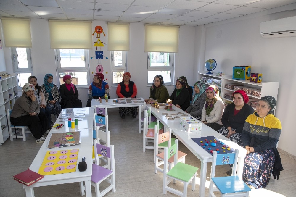 Büyükşehir Belediyesinin Hal Kompleksi kreşinde hazırlıklar sürüyor 