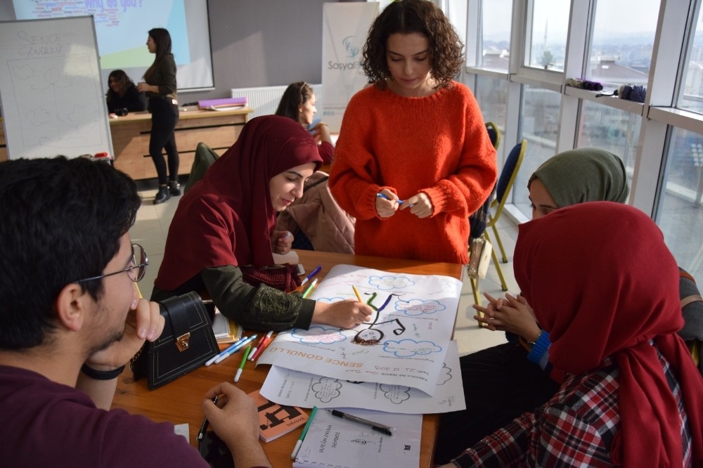 Büyükşehir desteğinde “Temel Gönüllülük Eğitimi” devam ediyor 