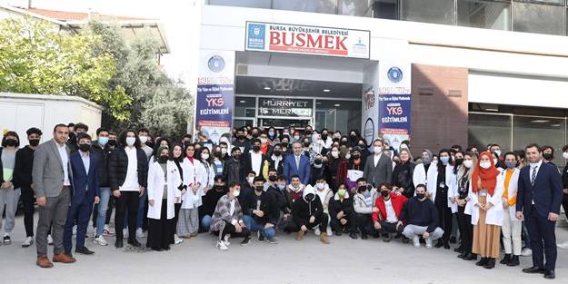 Büyükşehir, gençleri üniversiteye hazırlıyor