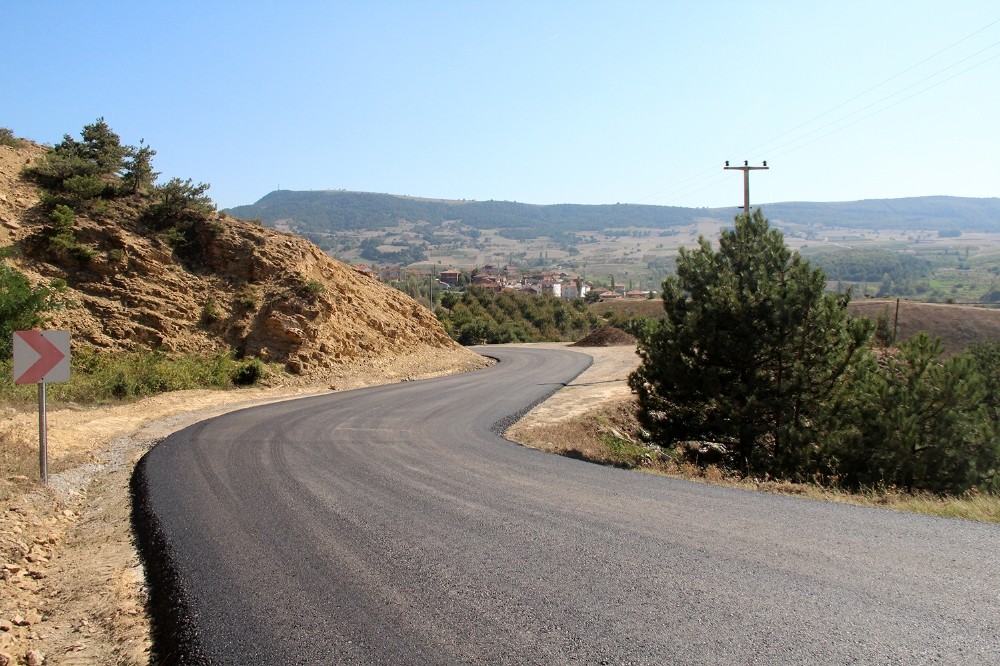 Büyükşehir, Geyve’de 5 mahalleyi yeniliyor 