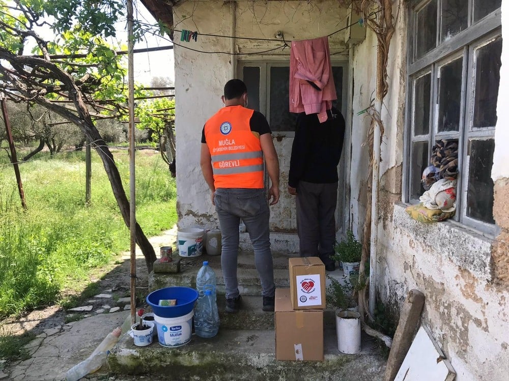 Büyükşehir hayırseverlerle ihtiyaç sahiplerini buluşturuyor 