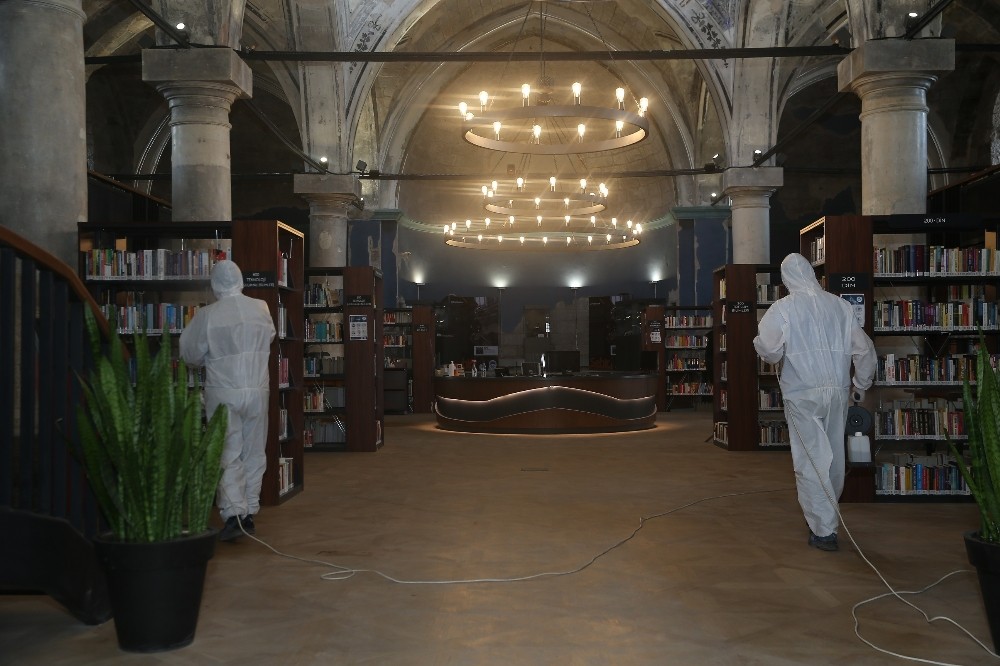 Büyükşehir kapılarını yeniden vatandaşlara açıyor 