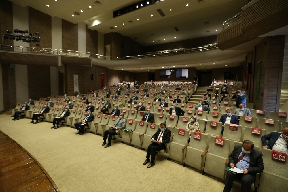 Büyükşehir meclisi toplandı 