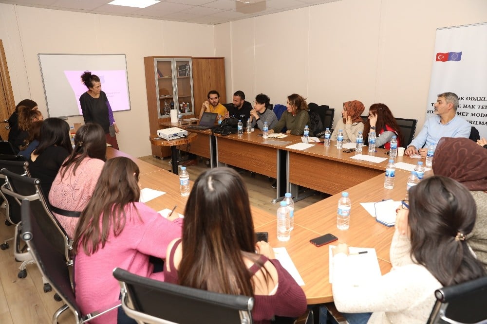 Büyükşehir personeline ’Çocuk odaklı belediyecilik’ ve ’stratejik planlama’ eğitimi 