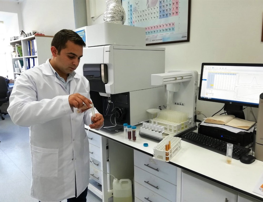 Büyükşehir Tarım Laboratuvarı üreticinin yanında 