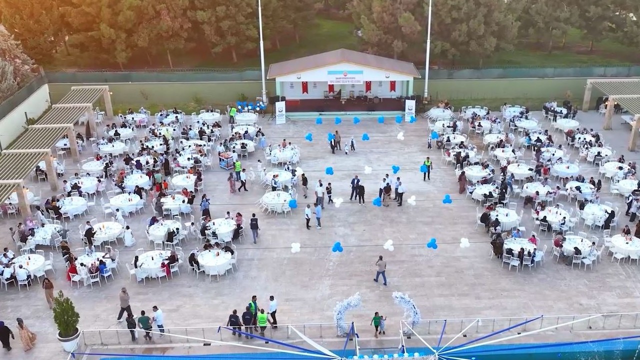 Büyükşehir toplu sünnet şöleni ile yetim ve ihtiyaç sahibi çocukları sevindirdi