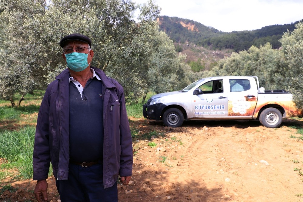 Büyükşehir üreticiyi unutmadı 