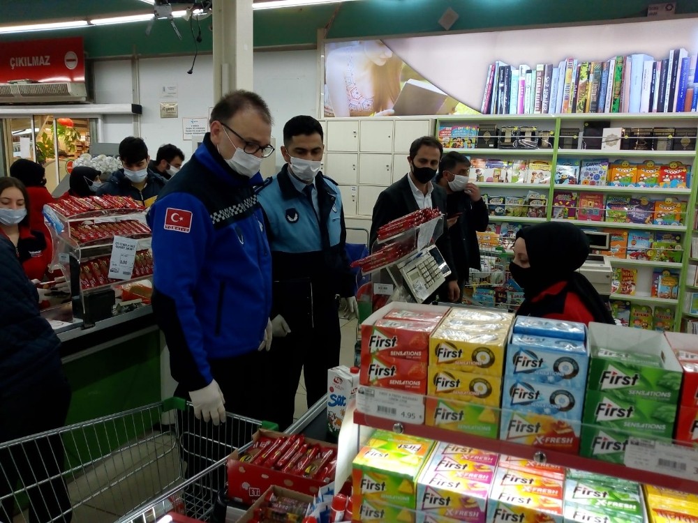 Büyükşehir zabıtası denetimlerini sürdürüyor 