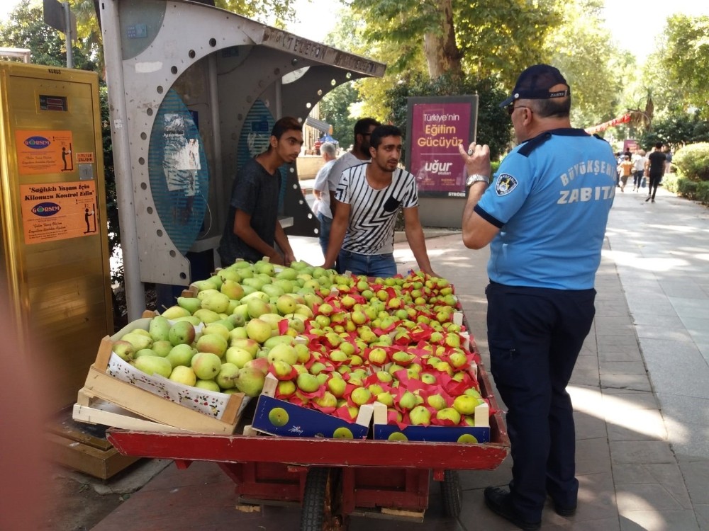 Büyükşehir zabıtasından bin 838 iş yerinde denetim 