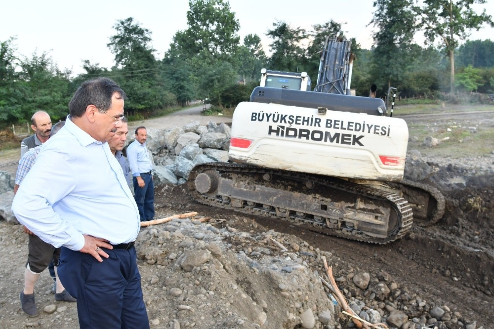 Büyükşehirde ’sel’ mesaisi 