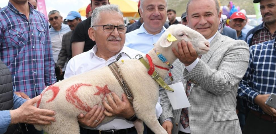 Büyükşehir’den Akkışla’ya süt işleme tesisi