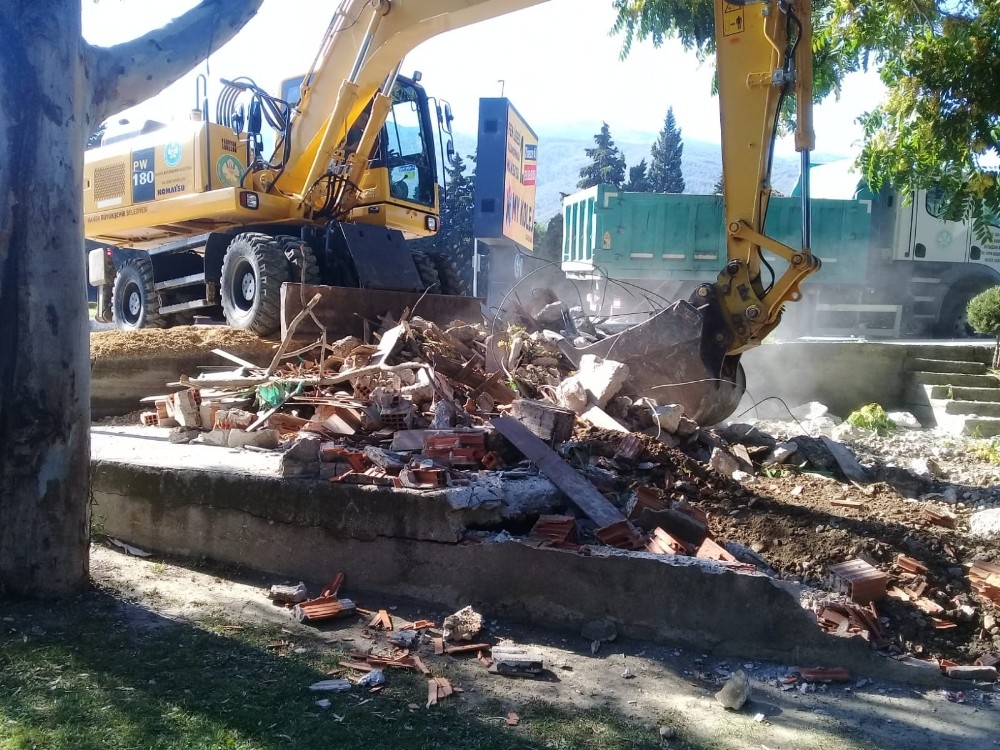 Büyükşehirden hafriyat temizliği 