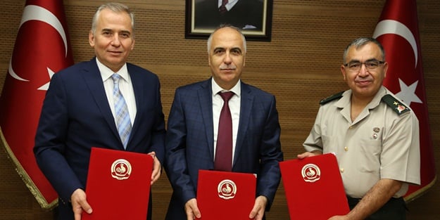 Büyükşehir'den jandarmaya yeni karargah, Tavas'a meydan