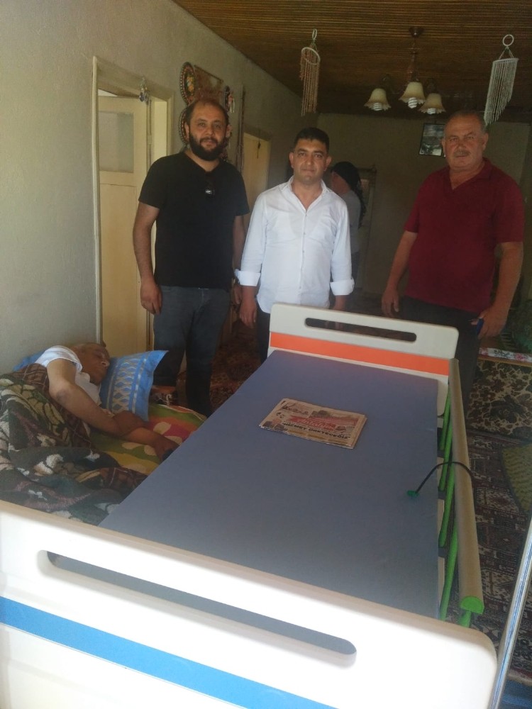 Büyükşehir’den Mehmet amcaya hasta yatağı 