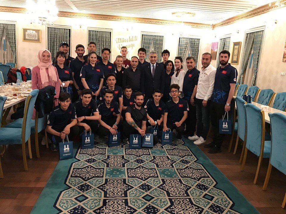 Büyükşehir’den milli takıma iftar 