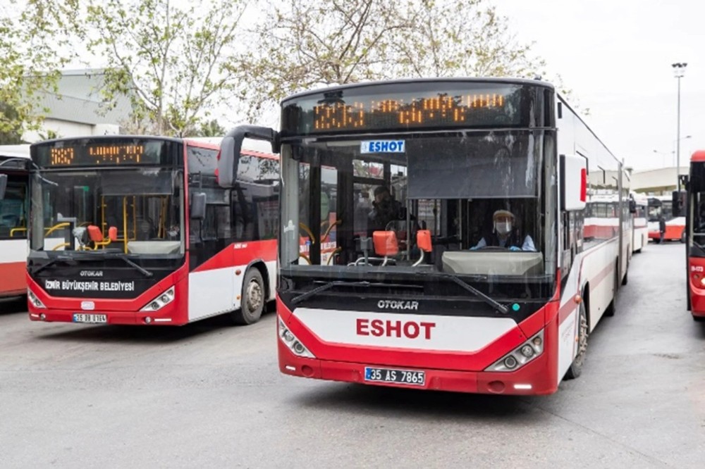 Büyükşehir’den şehitlik ve kabristanlara sefer 