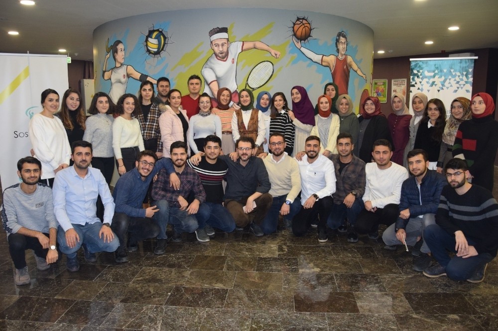Büyükşehir’den “Temel Gönüllülük Eğitimi” 