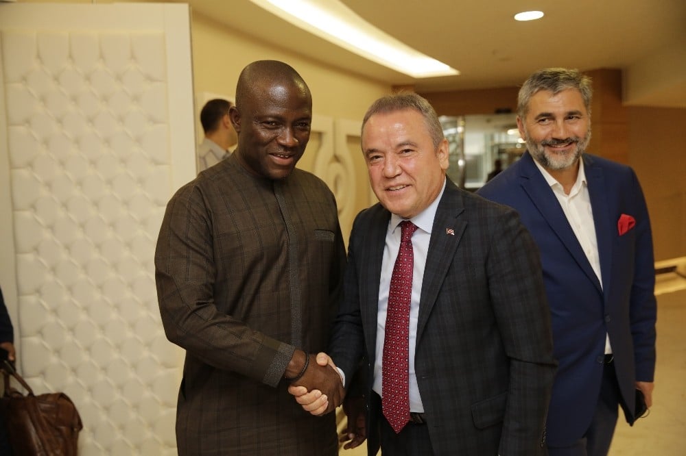 Büyükşehir’in Afrikalı konukları 