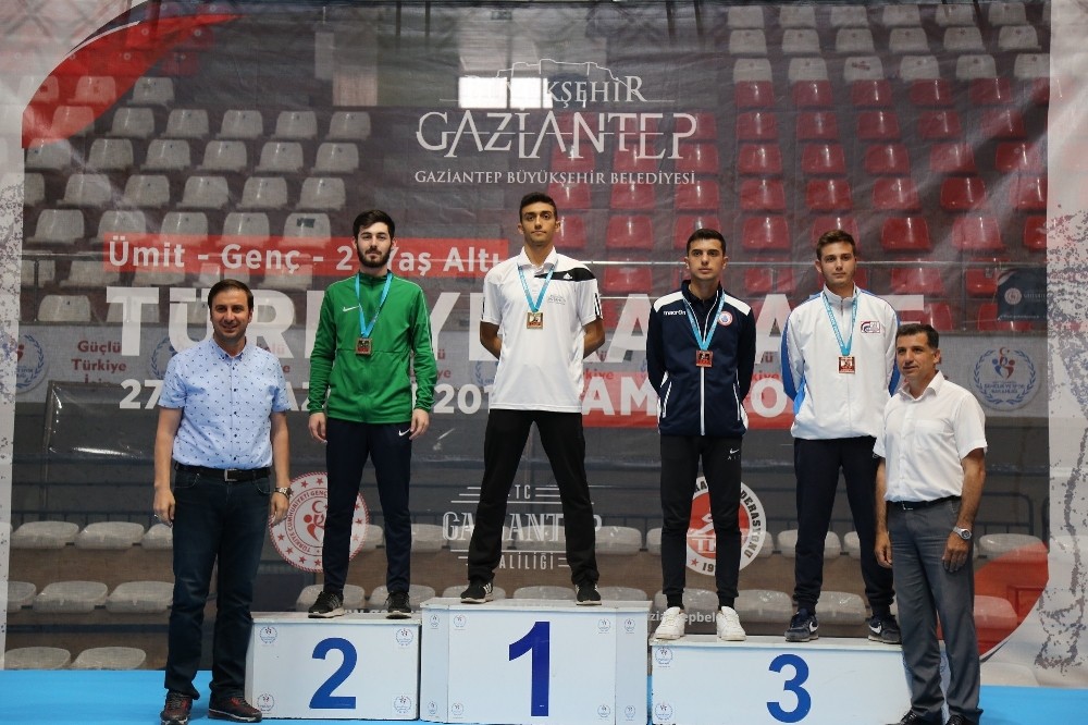 Büyükşehir’in şampiyona başarısı 
