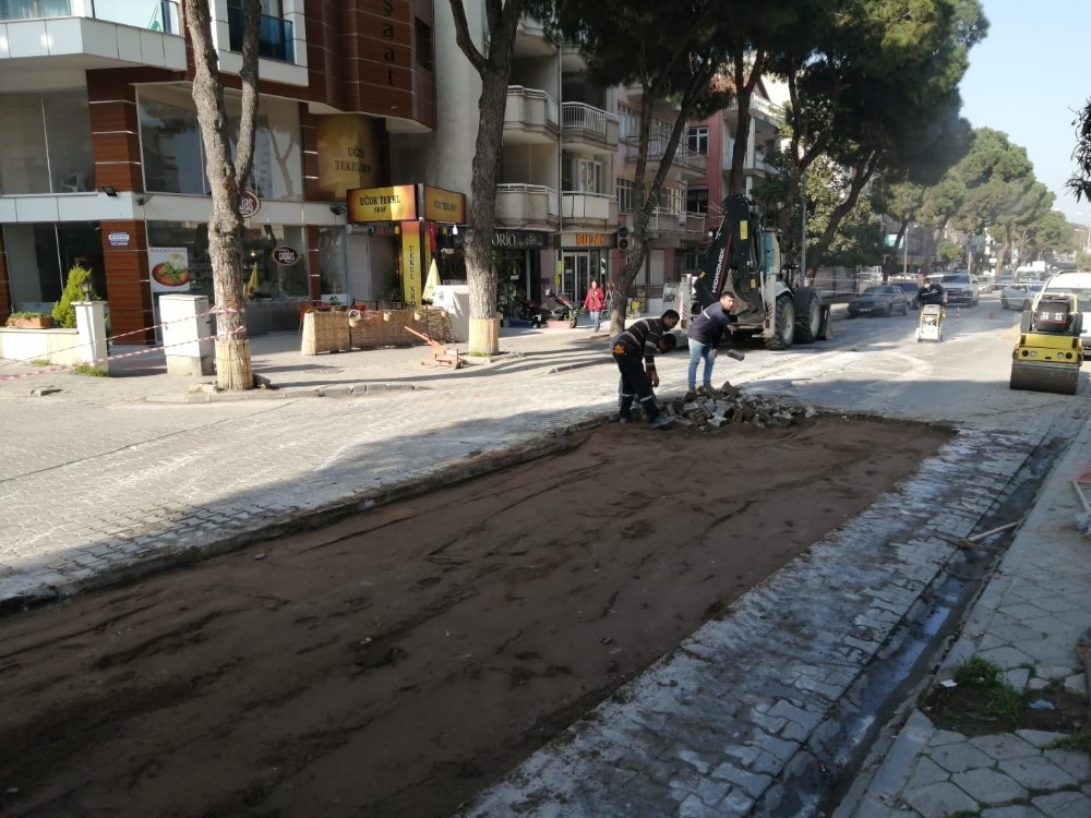 Büyükşehirin ürettiği taşlar, cadde ve sokakları süslüyor 